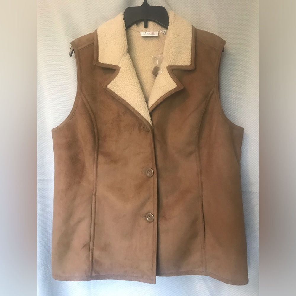 Denim & Co. Women's Tan Vest